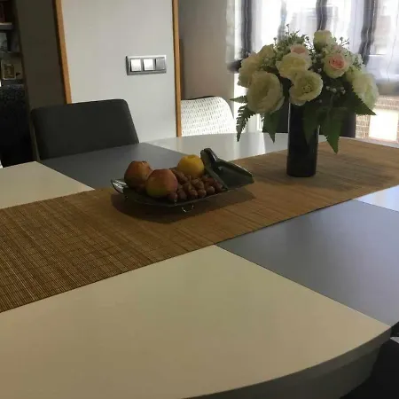 Gran Piso Alto Luzdiseno Centrico Con Garaje Apartmán