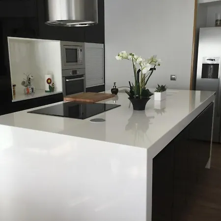 Gran Piso Alto Luzdiseno Centrico Con Garaje *