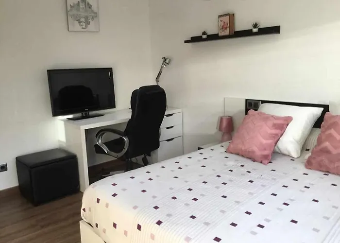 Lägenhet Gran Piso Alto Luzdiseno Centrico Con Garaje León