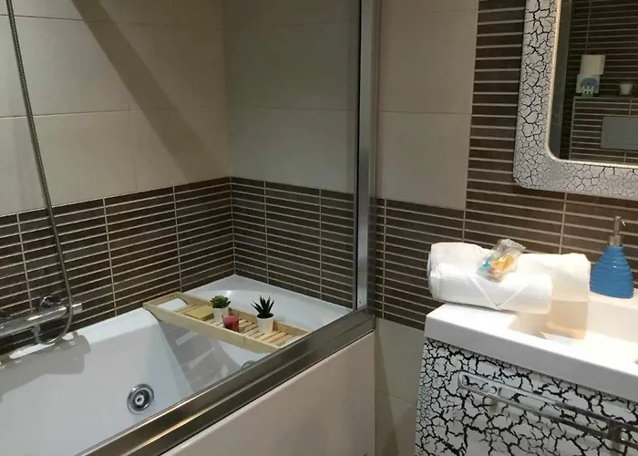 Gran Piso Alto Luzdiseno Centrico Con Garaje Lägenhet