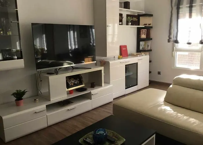 Gran Piso Alto Luzdiseno Centrico Con Garaje Lägenhet