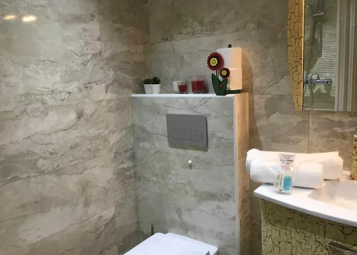 Gran Piso Alto Luzdiseno Centrico Con Garaje Lägenhet *